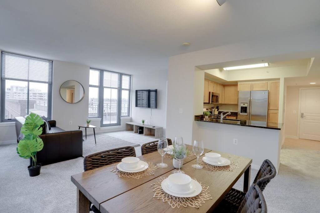 Prime Location Retreat Close To Dc And Metro アーリントン エクステリア 写真
