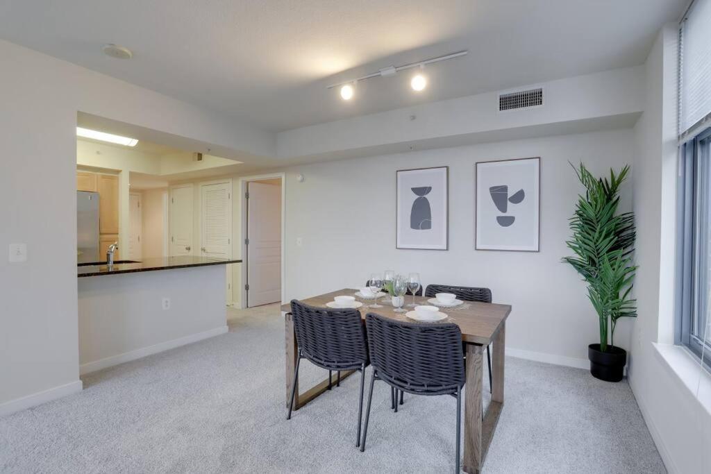 Prime Location Retreat Close To Dc And Metro アーリントン エクステリア 写真