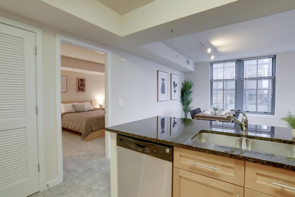 Prime Location Retreat Close To Dc And Metro アーリントン エクステリア 写真